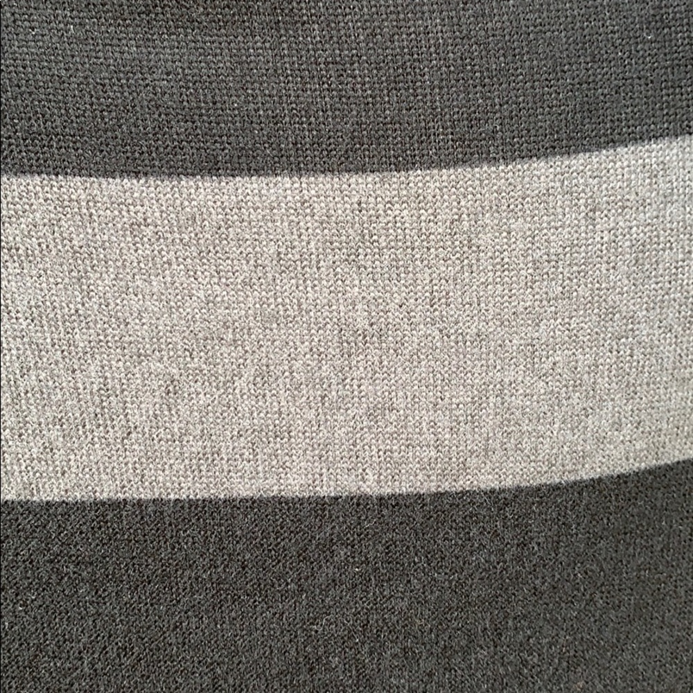 ❌DONATED❌Charcoal Gray Black Stripe Lace Up V-neck Top - Picture 7 of 9